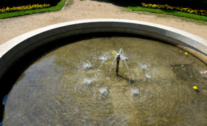 Round Stone-Edged Fountain