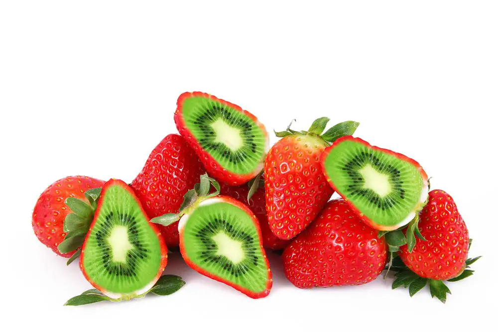 Kiwi Strawberries - Real Or Not? - Green Garden Tribe - Patricia