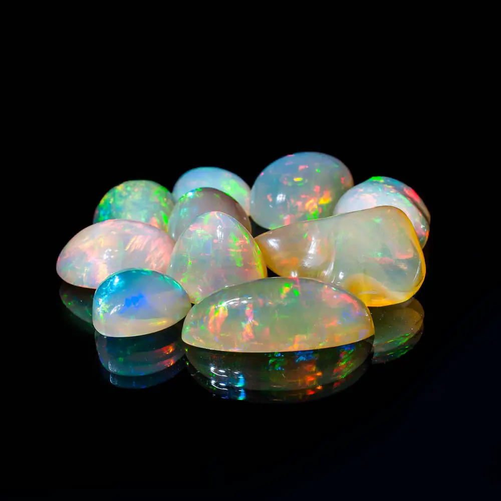 Composition of precious opal jewels